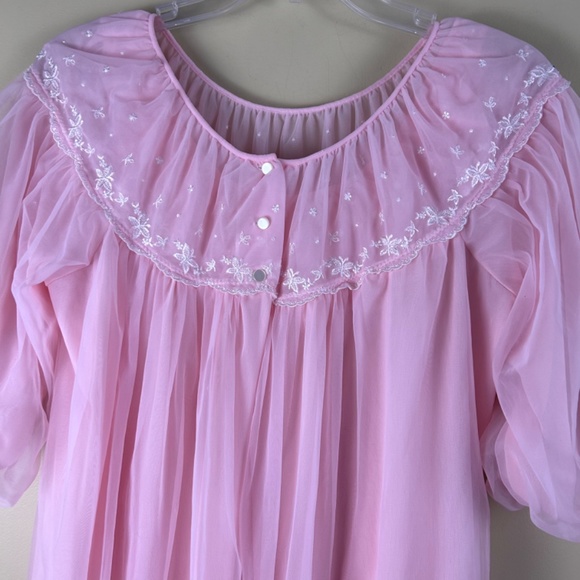 Vintage Women’s Pink Nightgown and Robe lined size M - Picture 4 of 14